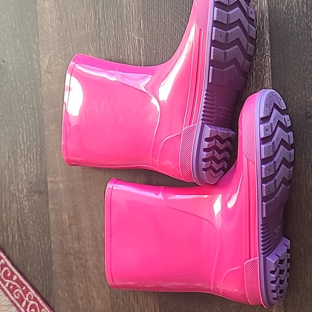 Little Girl Rubber Rain Boots Size 13-1 NWOT - Picture 3 of 7